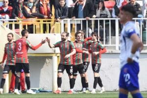 TFF 3'&uuml;nc&uuml; Lig 3'&uuml;nc&uuml; Grup'ta alt sıralardan uzaklaşma m&uuml;cadelesi veren