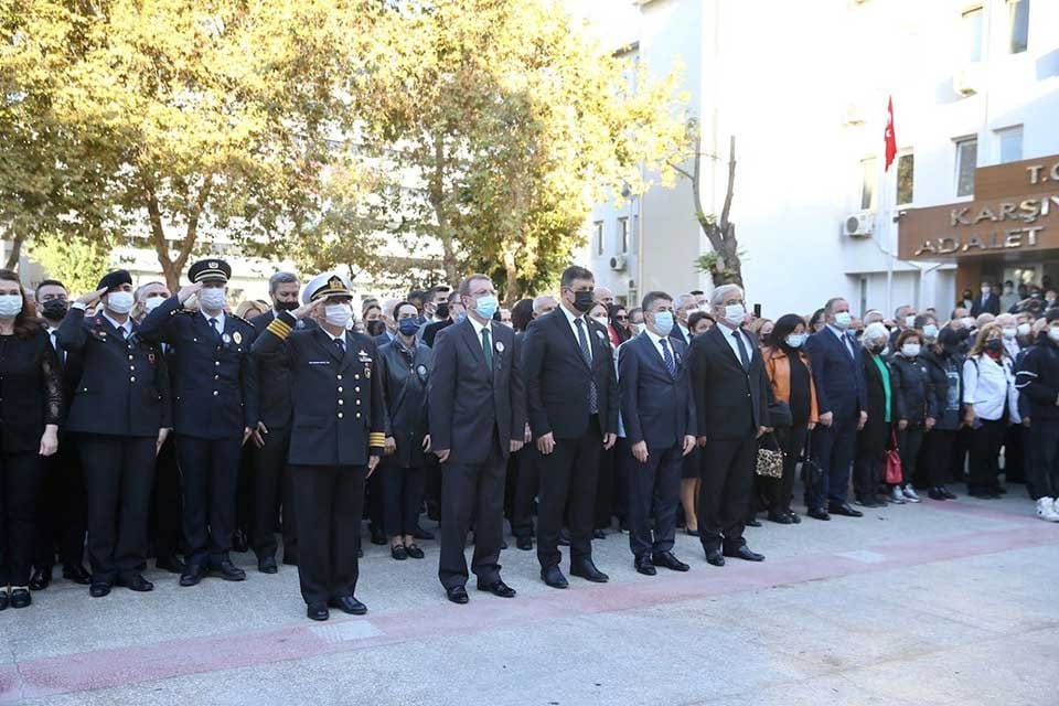 T&uuml;rkiye Cumhuriyeti&rsquo;nin kurucusu Gazi Mustafa Kemal Atat&uuml;rk, ebediyete intikal edişinin