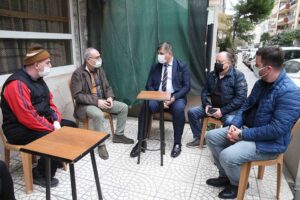 Pandemi önlemleri kapsamında faaliyetleri durdurulan ve büyük sıkıntılar yaşayan kıraathanelere