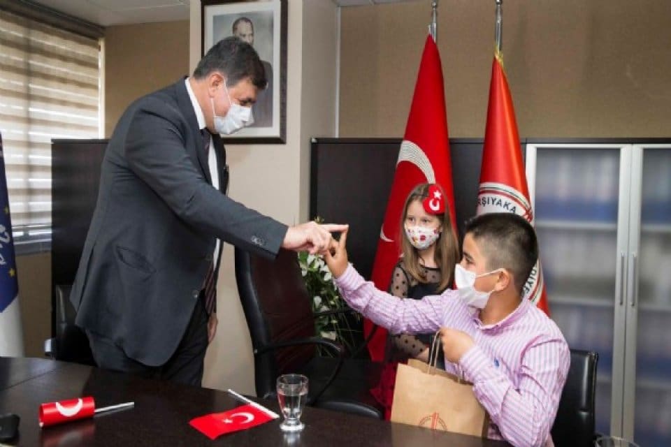 Karşıyaka Belediye Başkanı Dr. Cemil Tugay ve CHP İl&ccedil;e Başkanı