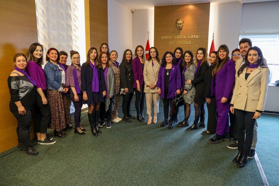 Karşıyaka Belediyesi tarafından 8 Mart D&uuml;nya Emek&ccedil;i Kadınlar G&uuml;n&uuml; kapsamında