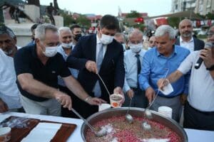 Karşıyaka Belediyesi'nin kadın girişimcilere ve &ouml;zellikle pandemi d&ouml;neminde sıkıntı yaşayan