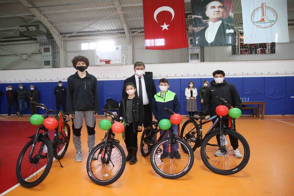 Karşıyaka Belediyesi tarafından gelecek nesillerde çevre bilincini oluşturmak ve geri