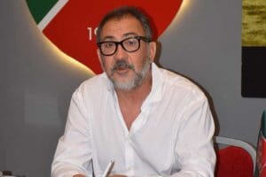 Karşıyaka'da 3-4 Temmuz'da yapılacak olağan genel kurul &ouml;ncesi futbol şubesinin