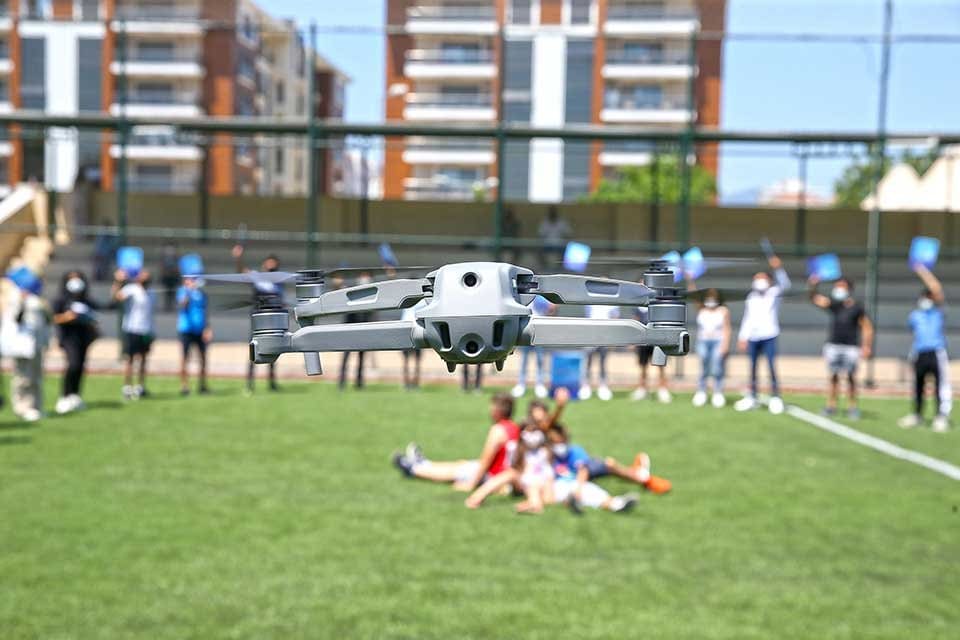 Karşıyaka Belediyesi,&nbsp; İzmir Eğitim Kooperatifi ve Maiden Flight Tech ile