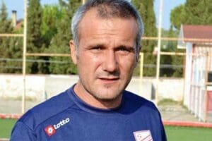 TFF 3&rsquo;&uuml;nc&uuml; Lig 3&rsquo;&uuml;nc&uuml; Grup&rsquo;ta d&uuml;şme hattına yaklaşınca teknik direkt&ouml;r