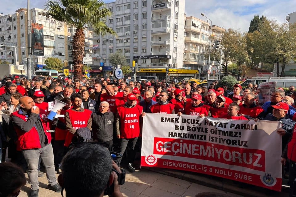 DİSK Genel-İş Sendikası 8 Nolu Şube, Karşıyaka Belediyesi&rsquo;nde &ccedil;alışan iş&ccedil;ileri,