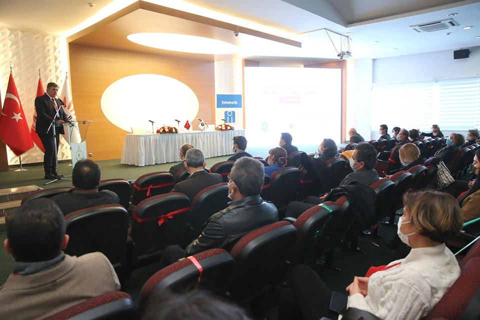 Karşıyaka Belediyesi tarafından Karabağlar Belediyesi ve TMMOB İnşaat Mühendisleri Odası
