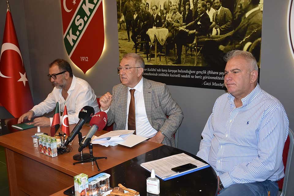 Karşıyaka camiasında haftalardır konuşulan futbol şubesinin camia i&ccedil;inden geniş katılımlı