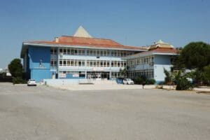 Karşıyaka Belediyesi, Karşıyaka&nbsp;Atakent Anadolu Lisesi hakkında kamuoyunu&nbsp;bilgilendirmek amacıyla bir a&ccedil;ıklama