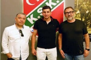 Transfer yasağını kaldırmak i&ccedil;in kul&uuml;pten alacakları olan eski oyuncularıyla anlaşma