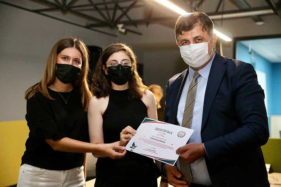 &lsquo;&rsquo;Akıllı ve S&uuml;rd&uuml;r&uuml;lebilir Şehirler&rsquo;&rsquo; teması altında 65 girişim başvurusunun yapıldığı