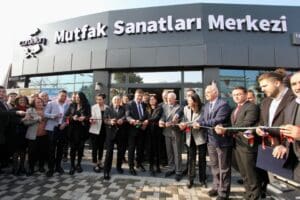 Karşıyaka Belediyesi&rsquo;nin Ege&rsquo;nin kadim mutfak k&uuml;lt&uuml;r&uuml;n&uuml;n tanıtımına ve gelişimine katkı