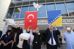 Srebrenitsa katliamının 26. yılı nedeniyle Karşıyaka Belediyesi Ahmet Piriştina K&uuml;lt&uuml;r