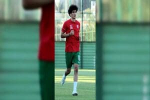 TFF 3'&uuml;nc&uuml; Lig 1'inci Grup'ta sezona deprem felaketleri nedeniyle verilen