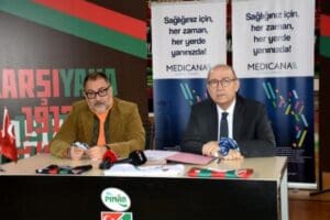 Futbol, basketbol ve voleybol liglerinde zirve m&uuml;cadelesi veren İzmir'in k&ouml;kl&uuml;
