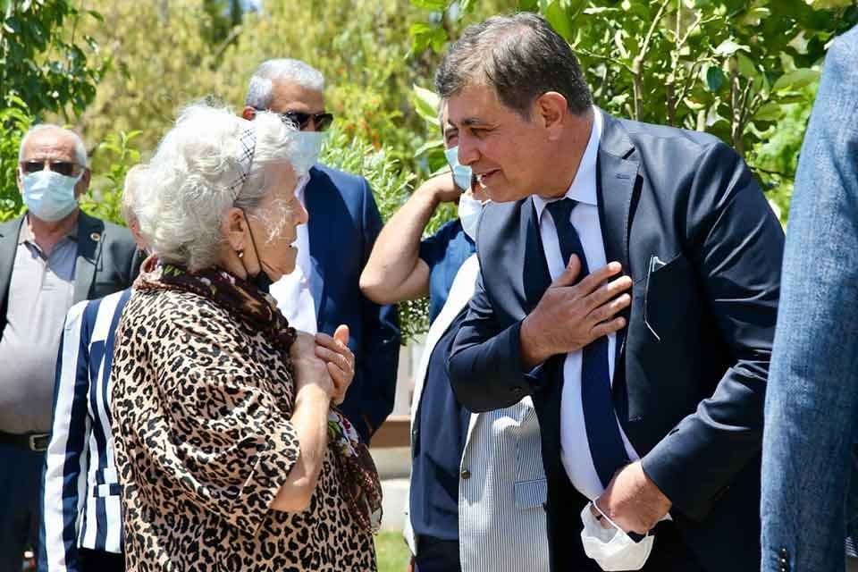 Karşıyaka Belediyesi, 18-24 Mart Yaşlılara Saygı Haftası kapsamında 7 g&uuml;n