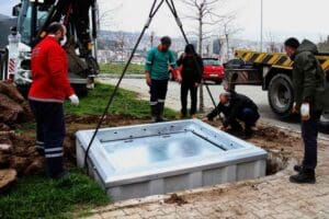 Karşıyaka Belediyesi&rsquo;nin &ccedil;evre ve g&ouml;r&uuml;nt&uuml; kirliliğinin &ouml;n&uuml;ne ge&ccedil;mek, k&ouml;t&uuml; koku