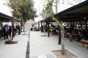Okulların ara tatile girmesiyle Karşıyaka Belediyesi Evrensel &Ccedil;ocuk Merkezi ve