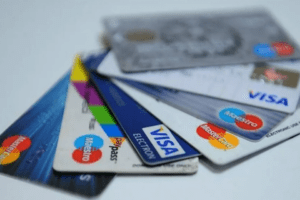 Kartlarla yapılan &ouml;demelerin sekt&ouml;r dağılımı incelendiğinde, ocakta en fazla b&uuml;y&uuml;me