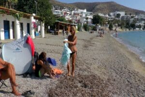 Muğla'nın Bodrum il&ccedil;esinde, kasım ayında sıcak ve g&uuml;neşli havayı fırsat