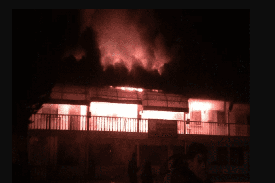 Kastamonu&rsquo;nun İhsangazi il&ccedil;esinde 25 &ouml;ğrencinin kaldığı yurt, &ccedil;ıkan yangında kullanılmaz
