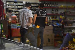 İzmir'in Bornova ilçesinde, aralarında husumet bulunan Çağrı S. (20) ile