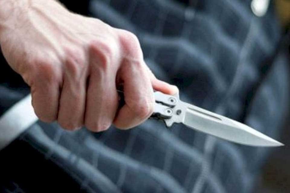 İzmir'in Bayındır il&ccedil;esinde 9 Aralık'ta bı&ccedil;akla yaralanarak hastaneye kaldırılan kişi