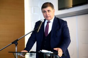 Karşıyaka Belediyesi tarafından apartman ve bina y&ouml;neticilerinin yerel y&ouml;netim sisteminin