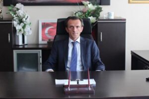 Aydın'ın Kuyucak ilçe Kaymakamı Yılmaz Kurt, Didim'de ölü bulundu. Cumhuriyet