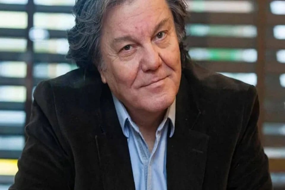 Usta oyuncu Kazım Akşar (69) ge&ccedil;irdiği kalp krizi sonucu hayatını