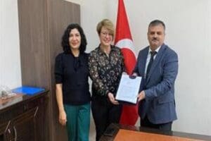 İzmirli otistikler ve aileleri, otizm alanında yeni bir dernek kazandı.