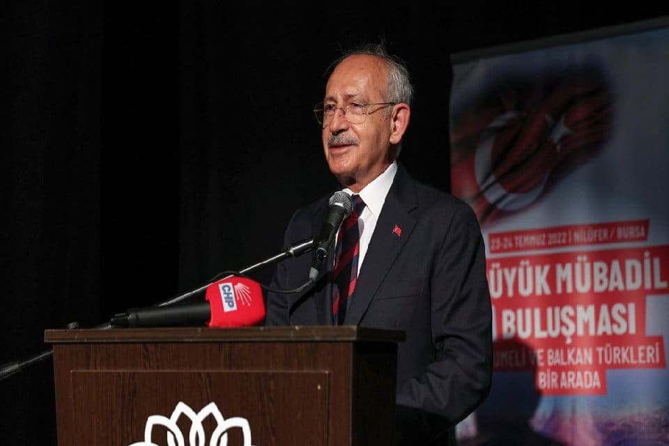 Bursa'da Rumeli-Balkan k&ouml;kenli vatandaşlara buluşma programına katılan CHP lideri Kılı&ccedil;daroğlu,
