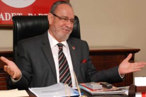 Kemalpaşa'da 10 yıl boyunca kesintisiz belediye başkanlığı yapan&nbsp;Mehmet Ali &Ouml;z&uuml;doğru