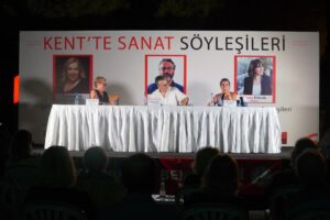 Karşıyaka Belediyesi tarafından d&uuml;zenlenen; her hafta sanatın &ccedil;eşitli kollarında ustalaşmış