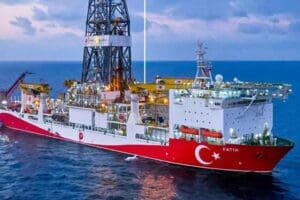 Fatih Sondaj Gemisi Amasra 2'de yeni sondaj yapmaya başladı. T&uuml;rkiye