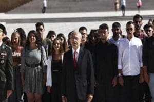 CHP Genel Başkanı Kemal Kılı&ccedil;daroğlu, partisinin kuruluşunun 99'uncu yıl d&ouml;n&uuml;m&uuml;nde