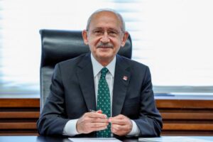CHP lideri Kemal Kılıçdaroğlu, sembolik birinin aday olmayacağını belirterek AKP’nin