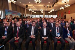 Millet İttifakı'nın cumhurbaşkanı adayı Kemal Kılı&ccedil;daroğlu, CHP'li belediye başkanlarıyla 'se&ccedil;im'