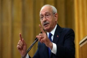 Gazeteci Fikret Bila'ya konuşan CHP Genel Başkanı Kemal Kılı&ccedil;daroğlu, ''Kadının