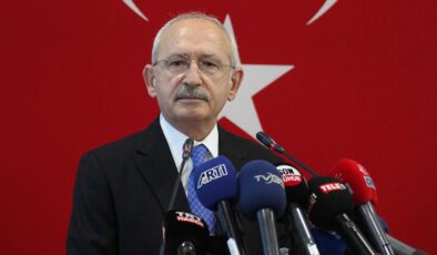 Kılıçdaroğlu, Bayraklı meclisinde: "Hiç kimse kendisini sahipsiz hissetmesin"