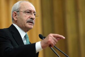 CHP lideri Kılıçdaroğlu, “Bizim bütün belediye başkanlarımızın telefonlarını dinliyorlar. Başkanlar