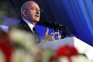 Açılış töreninde konuşan CHP lideri Kılıçdaroğlu, "Bizim şimdi hedefimiz belediye