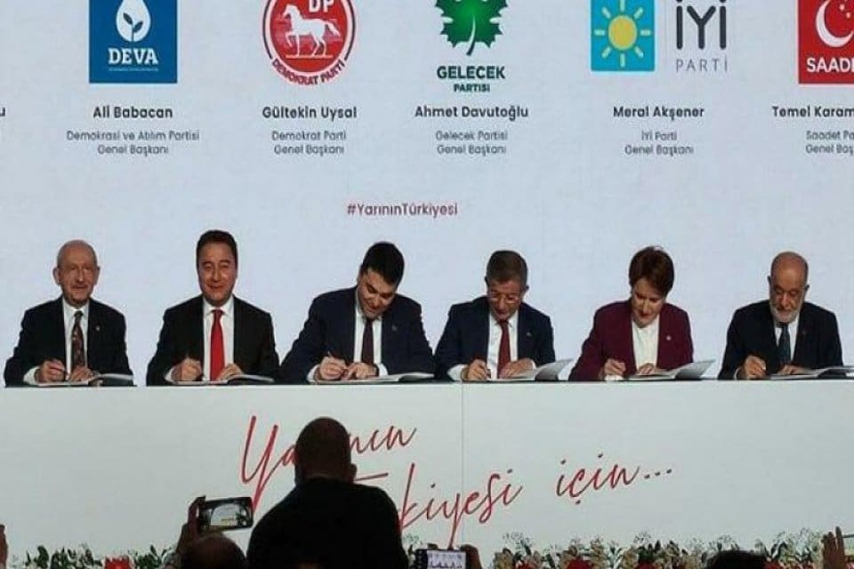 CHP Genel Başkanı Kemal Kılı&ccedil;daroğlu, muhalefetin cumhurbaşkanı adayının kim olacağına