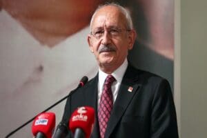 CHP Genel Başkanı Kemal Kılı&ccedil;daroğlu, sosyal medyada &ldquo;CHP gelirse ne
