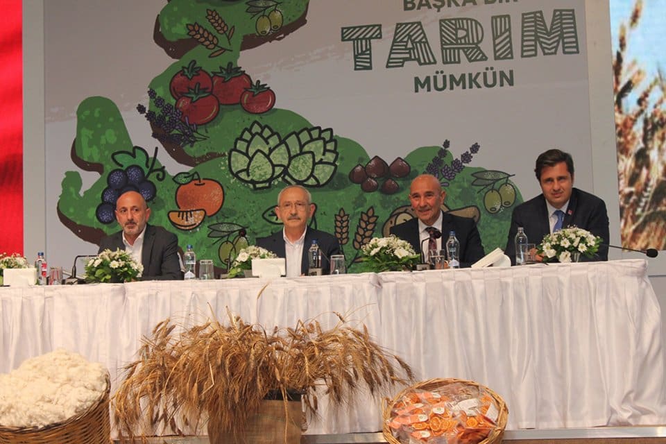 İzmir programının son aşamasında Başka Bir Tarım M&uuml;mk&uuml;n etkinliğine katılan