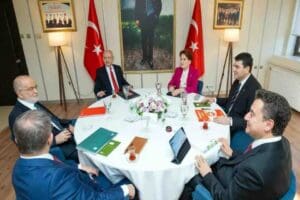 Gazeteci Sedat Bozkurt, Millet İttifakı'nın 2 Mart'ta d&uuml;zenleyeceği toplantıda ortak