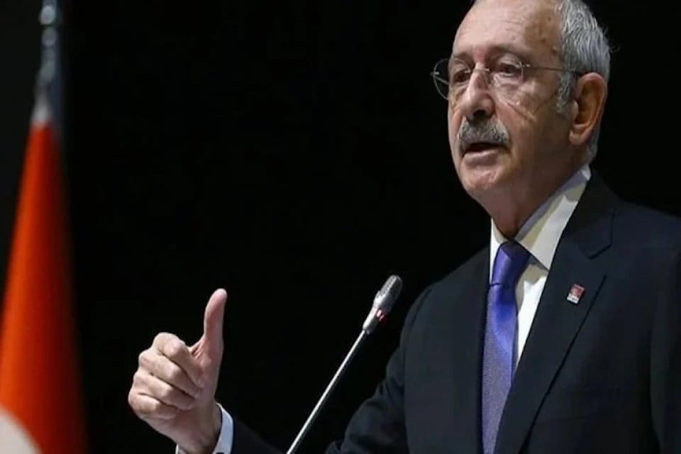 CHP lideri Kemal Kılı&ccedil;daroğlu sosyal medya &uuml;zerinden, Hatay'da zarar g&ouml;ren