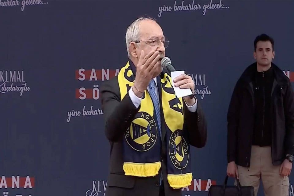 Millet İttifakı'nın cumhurbaşkanı adayı CHP Genel Başkanı&nbsp;Kemal Kılı&ccedil;daroğlu, İ&ccedil;işleri Bakanı&nbsp;S&uuml;leyman