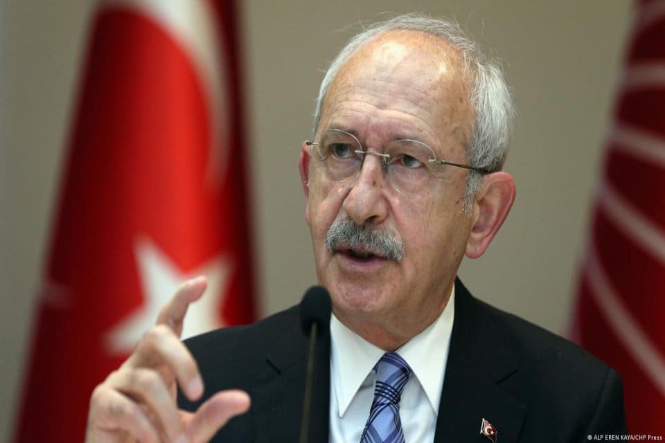 Bir dizi programa katılmak i&ccedil;in İzmir'e gelen CHP Lideri Kemal